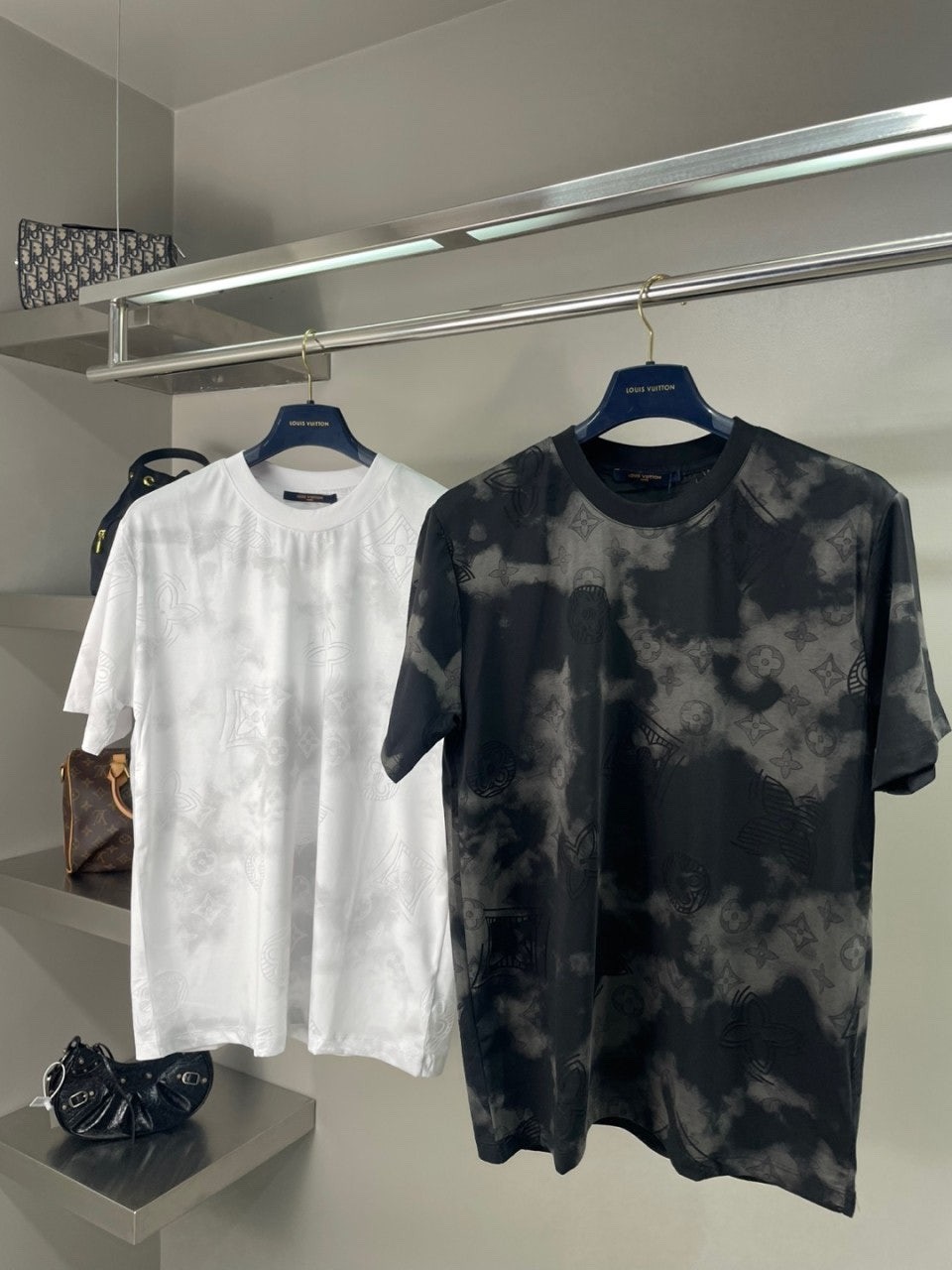루이비통 모노그램 워터그래픽 워싱 반팔티