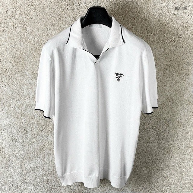 프라다 개버딘 자수 로고 오픈 카라 반팔 니트