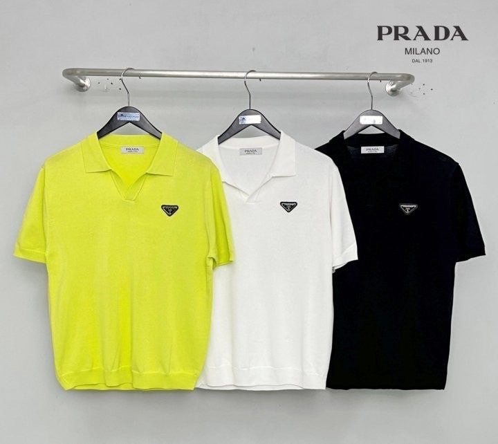 프라다 삼각 플레이트 오픈 카라 반팔 니트