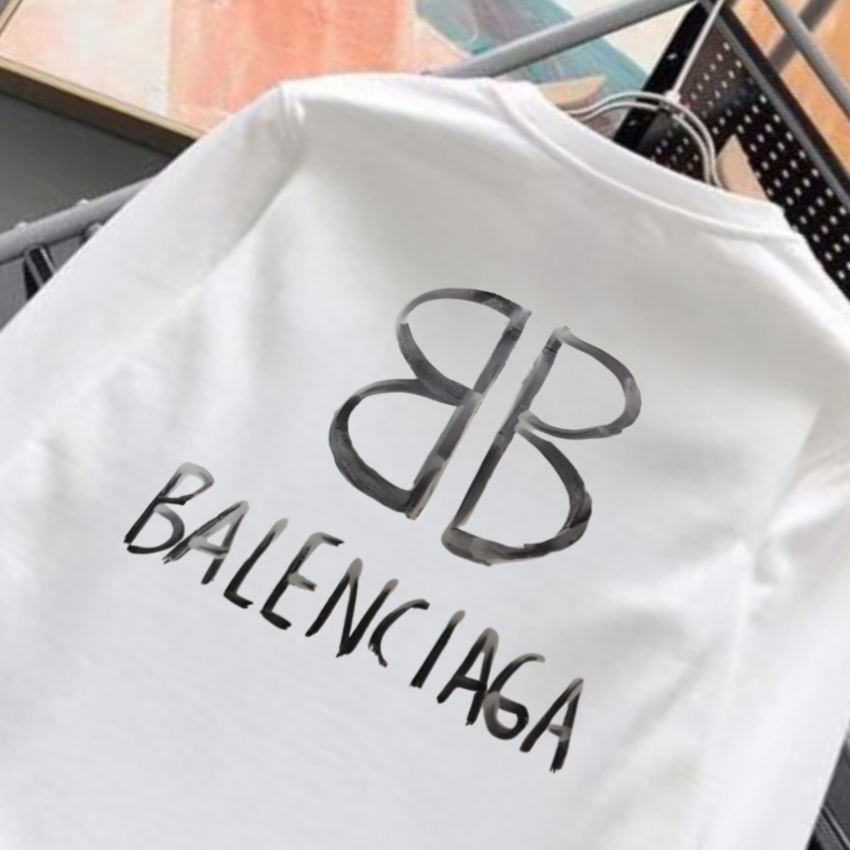 발렌시아가 플라스터 맨투맨