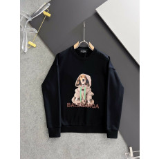 발렌시아가 리트리버 맨투맨