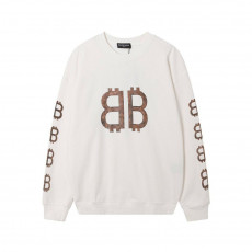 발렌시아가 팔 크립토 맨투맨