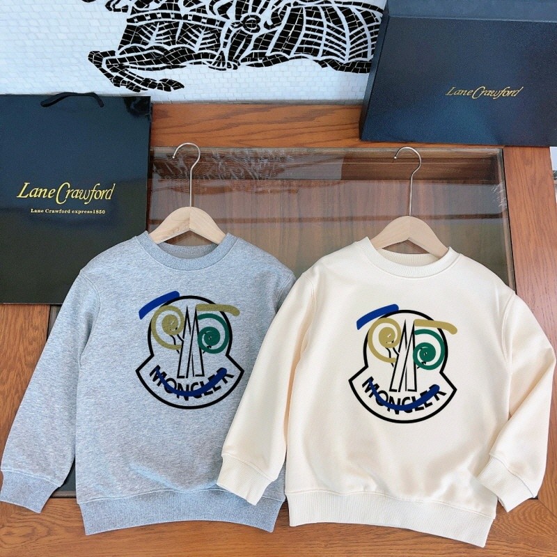 몽클레어 멀티 클레오 맨투맨