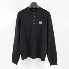 돌체앤가바나 버튼넥 긴팔 니트