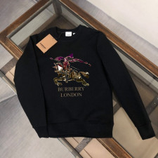 버버리 카를로스 아투로 맨투맨