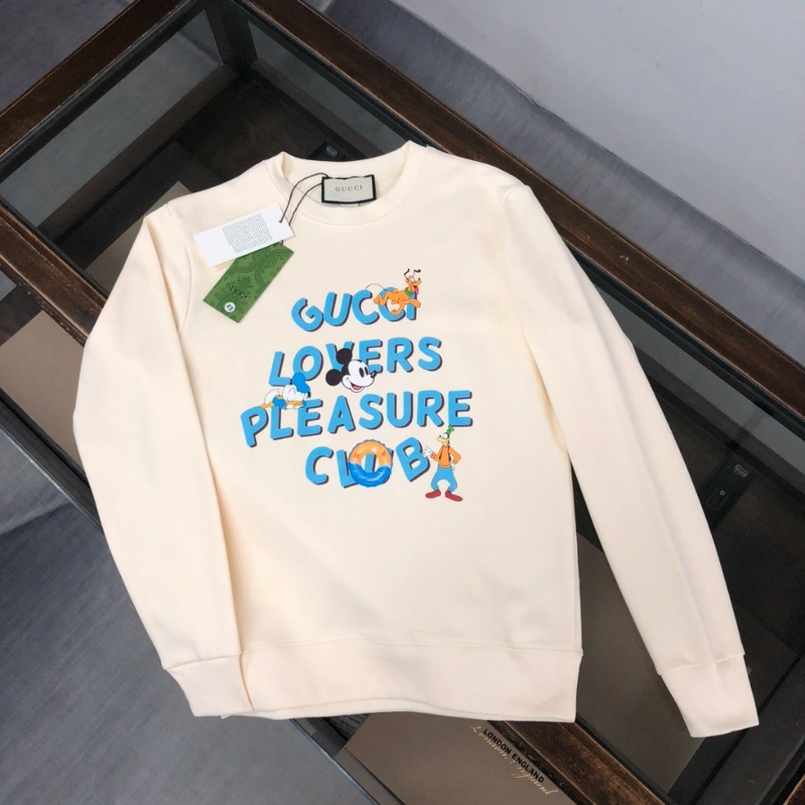 구찌 미키마우스 패밀리 폰트 맨투맨