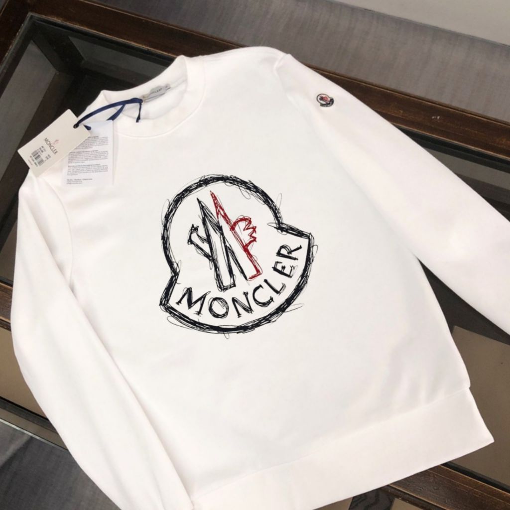 몽클레어 스크리블 맨투맨