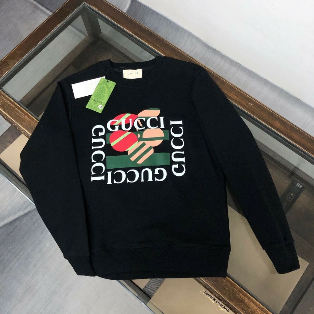 구찌 사각 로고 체리 맨투맨