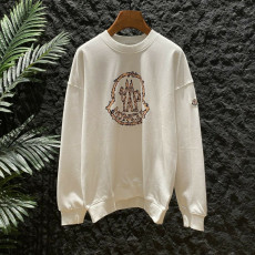 몽클레어 브라운 로고 맨투맨