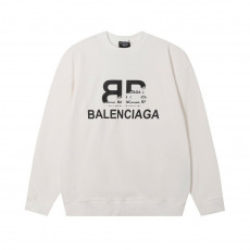 발렌시아가 오일 워싱 반반 빈티지 나염 맨투맨