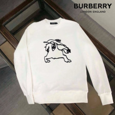 버버리 심플 기사 나염 맨투맨