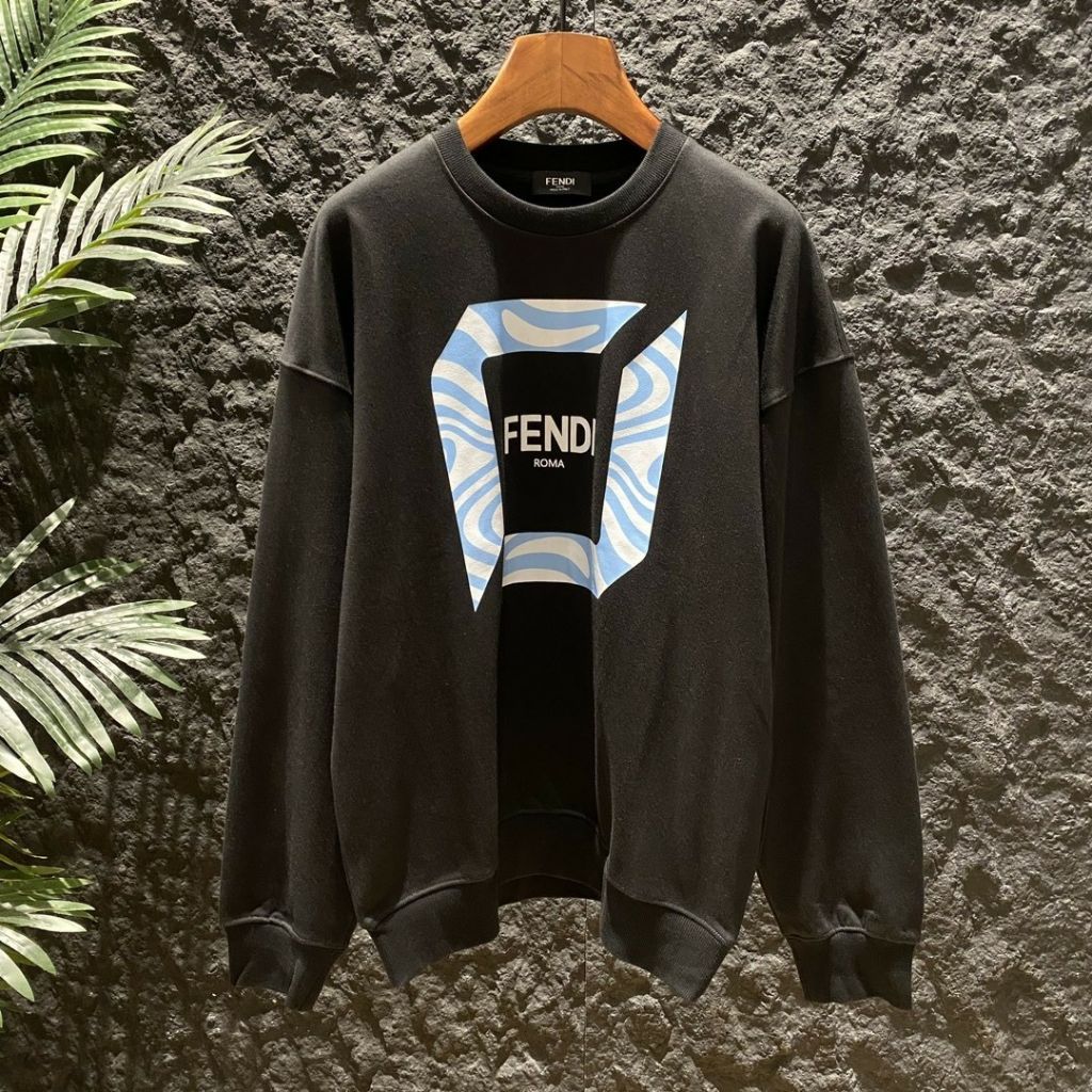 펜디 타이거 지브라 나염 맨투맨