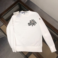 몽클레어 위러브윈터 맨투맨