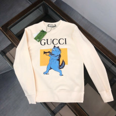 구찌 트럼펫 부는 캣츠 맨투맨