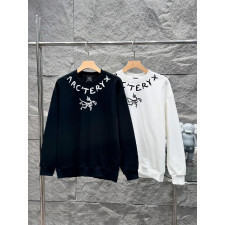 아크테릭스 넥로고 나염 맨투맨