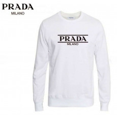 프라다 사선 폰트 로고 맨투맨