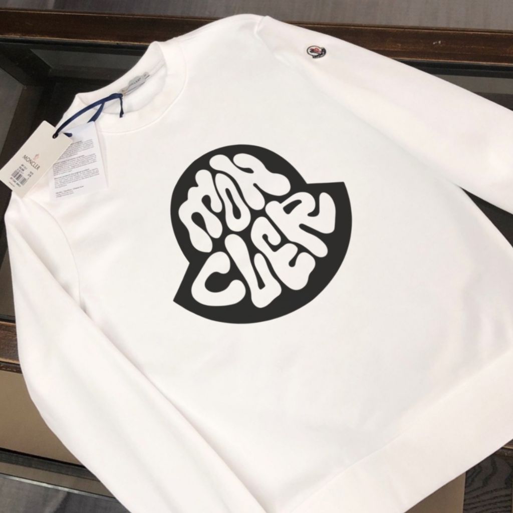 몽클레어 크럼플 레터 맨투맨