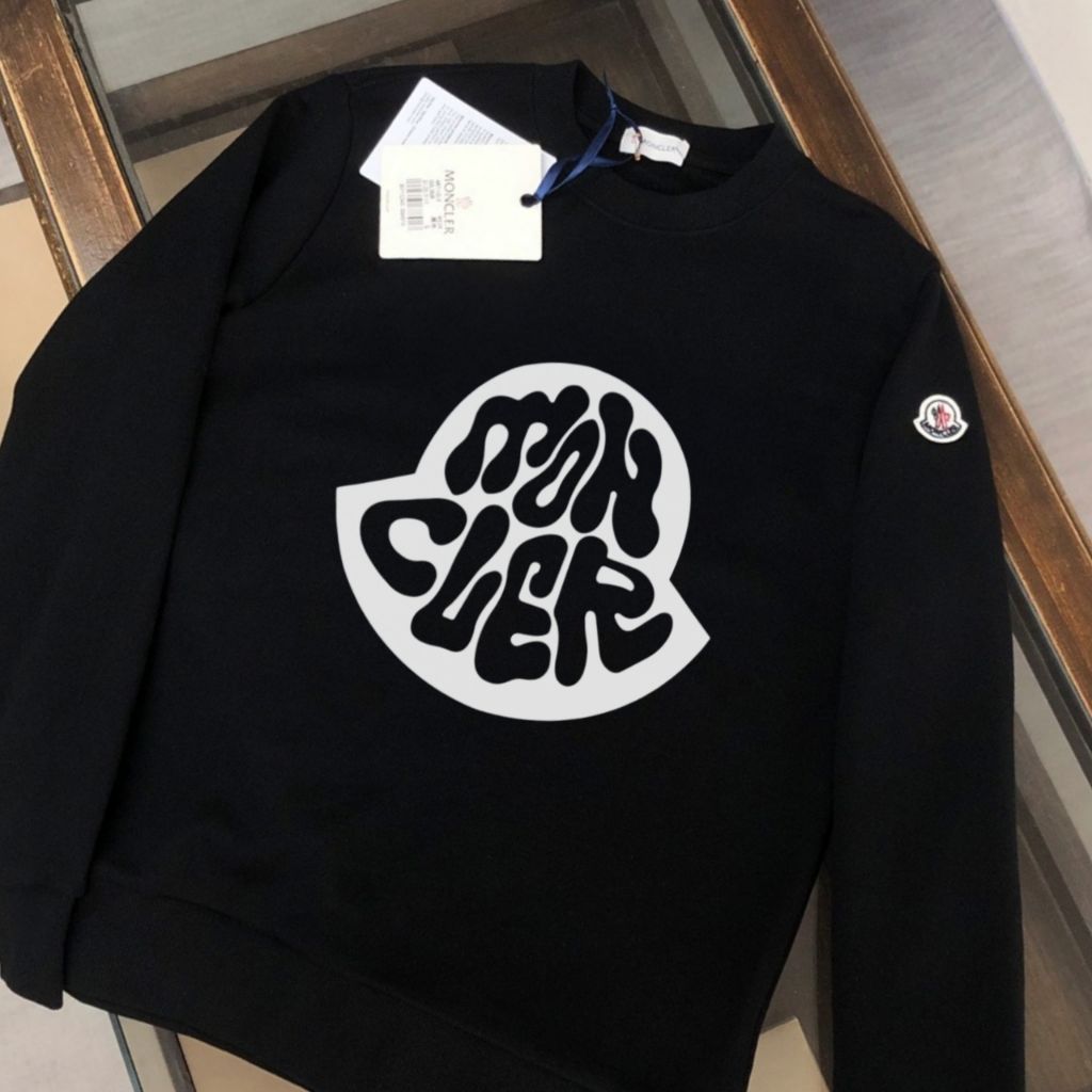 몽클레어 크럼플 레터 맨투맨