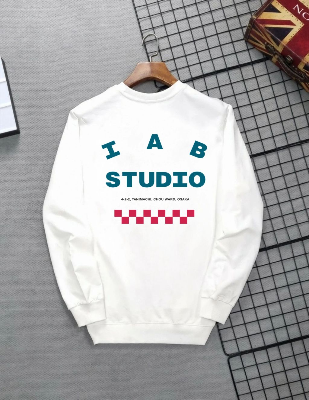 아이앱 스튜디오 헨리스 피자 로고 맨투맨