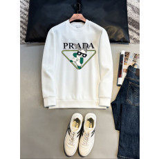 프라다 레빗 삼각 로고 맨투맨
