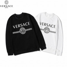 베르사체 메두사 일자 나염 로고 프린트 맨투맨