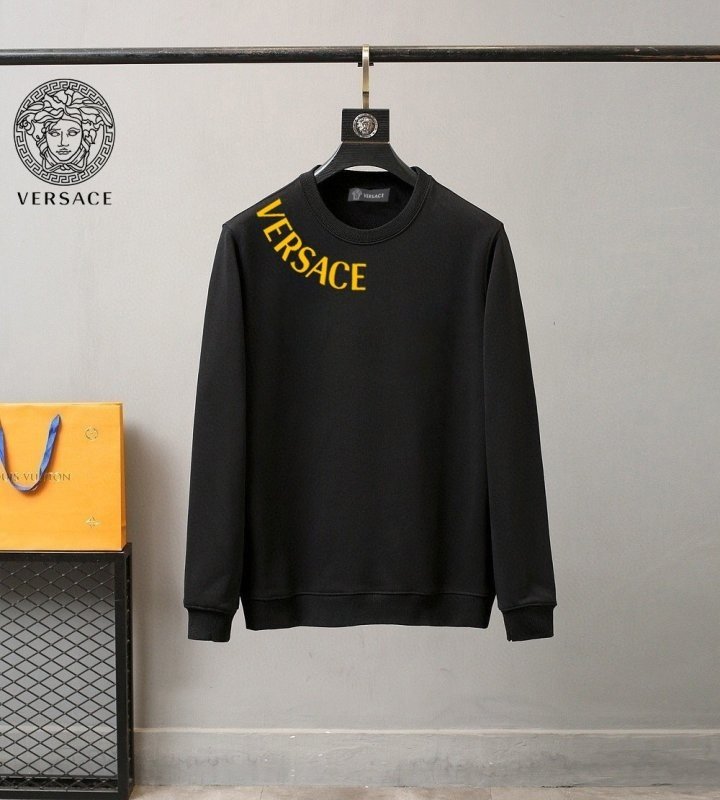 베르사체 넥나염 라운드 맨투맨