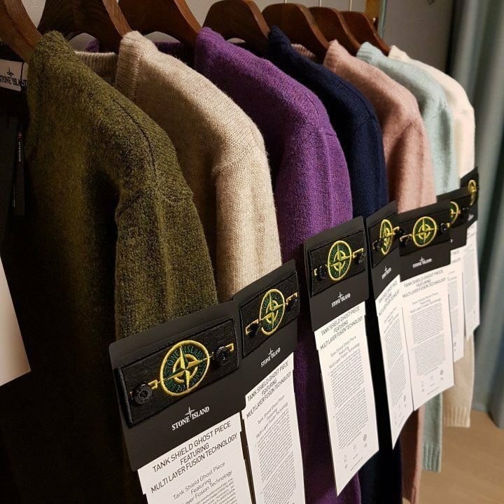 스톤아일랜드 와펜 패치 울 캐시미어 베이직 니트