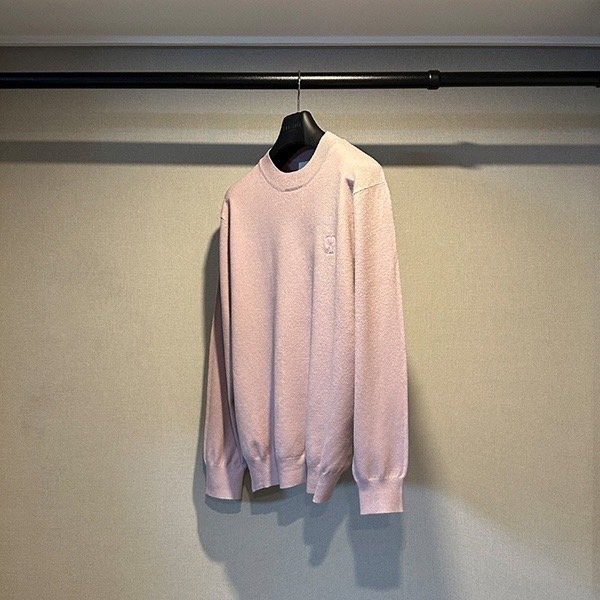 아미 드 꾀흐 까마이외 자수 크루넥 니트