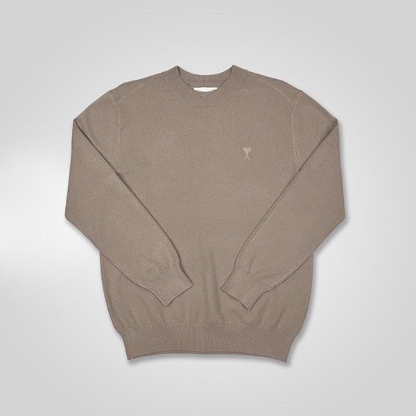 아미 드 꾀흐 까마이외 자수 크루넥 니트