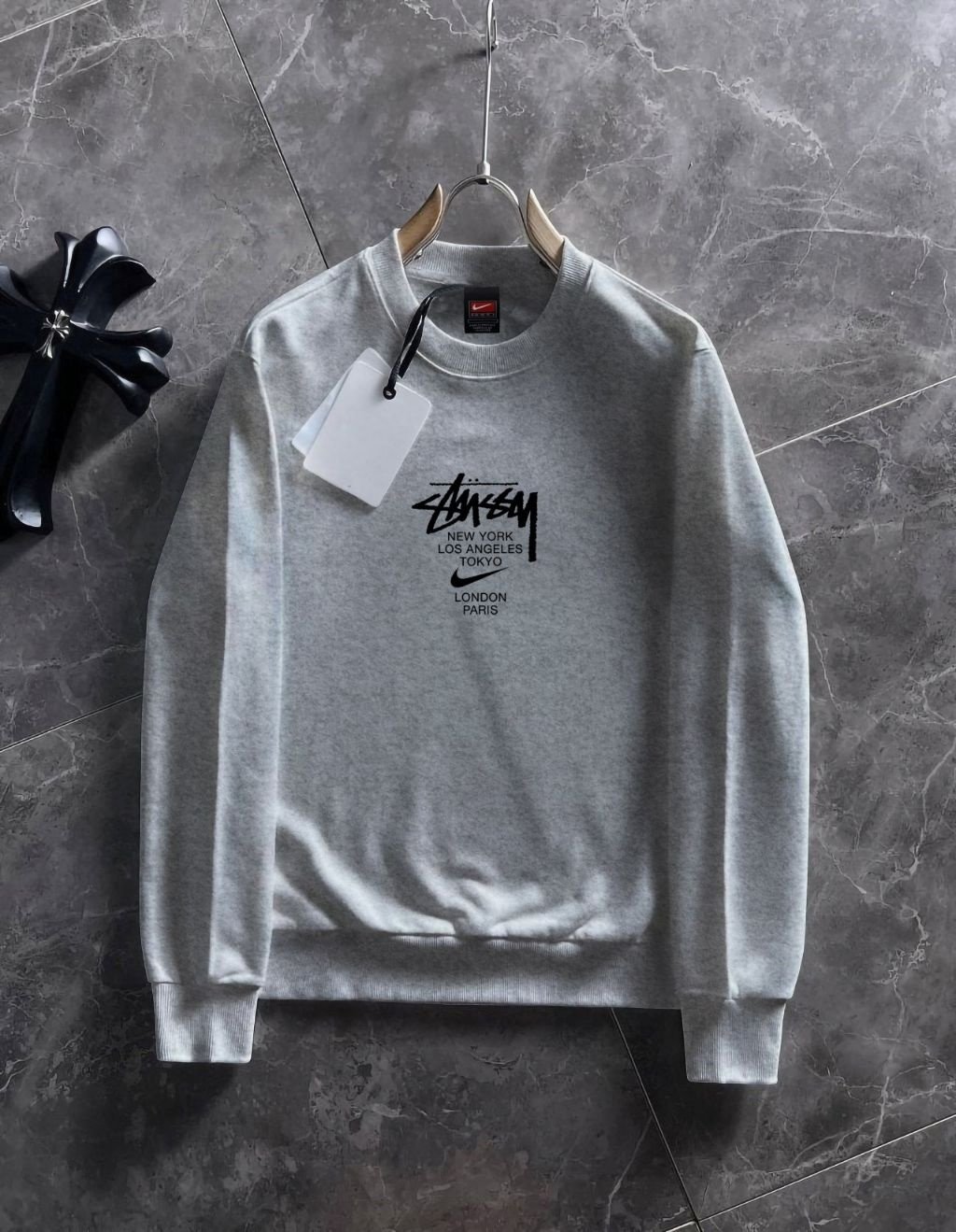 나이키 X 스투시 콜라보 중앙 나염 맨투맨