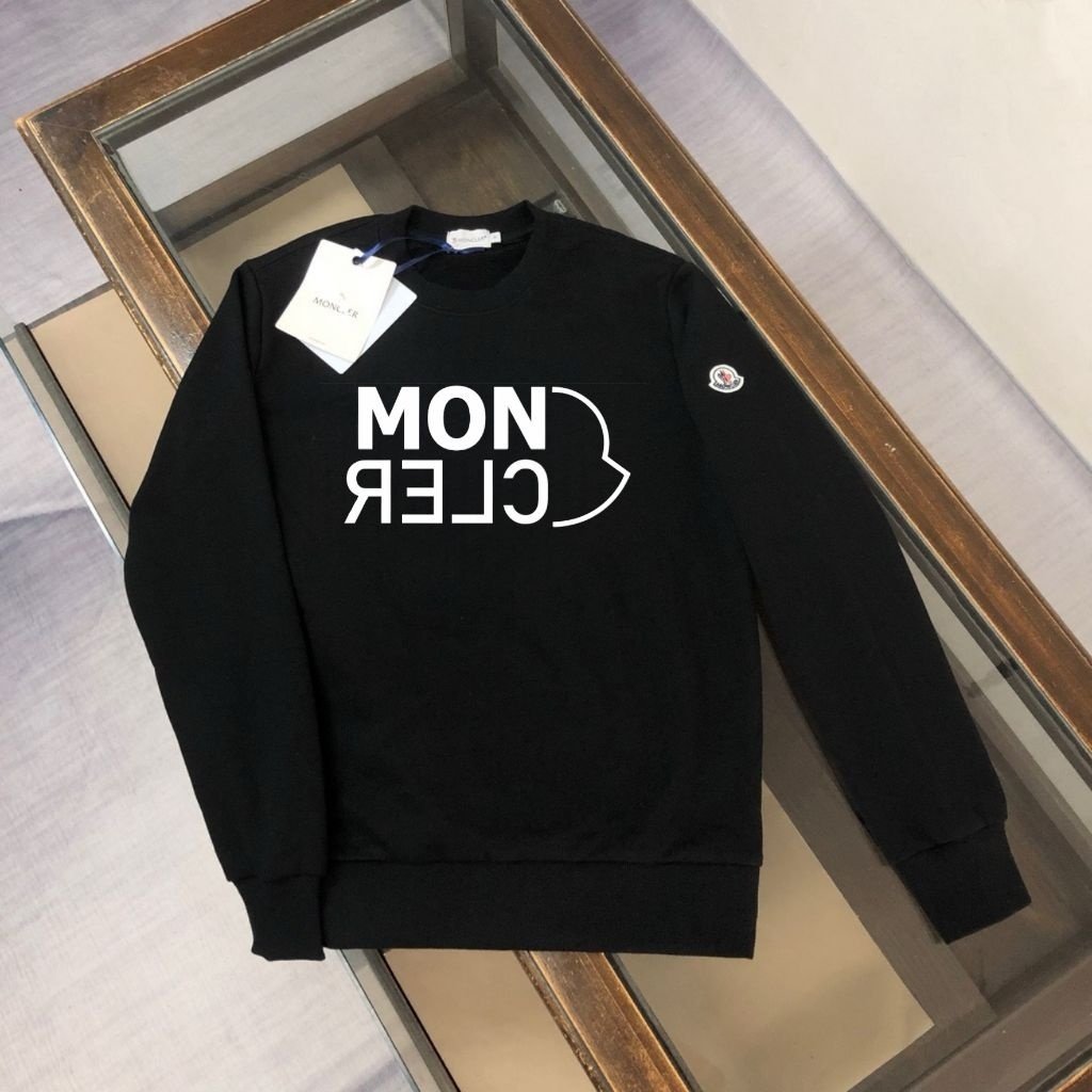 몽클레어 리버스 레터링 맨투맨