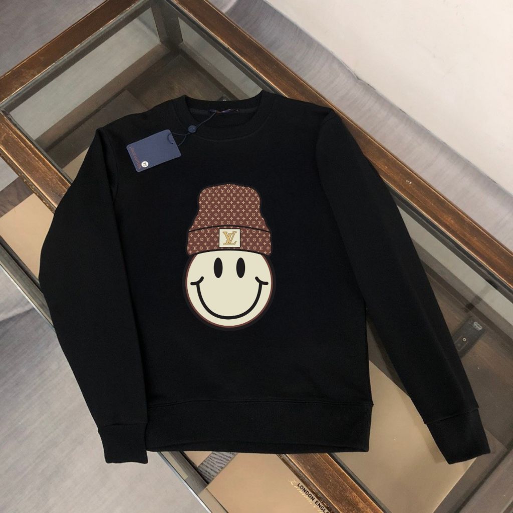 루이비통 비니 스마일 맨투맨