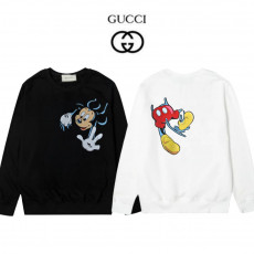 구찌 스플릿업 미키 맨투맨