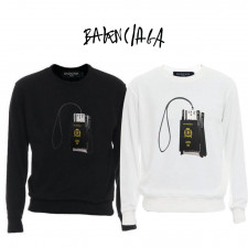 발렌시아가 Pass Port 맨투맨