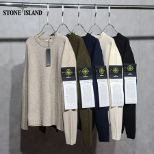 스톤아일랜드 로고 와펜 베이직 니트