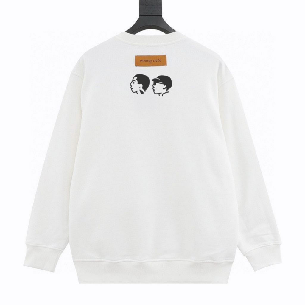 루이비통 하트 레터 맨투맨