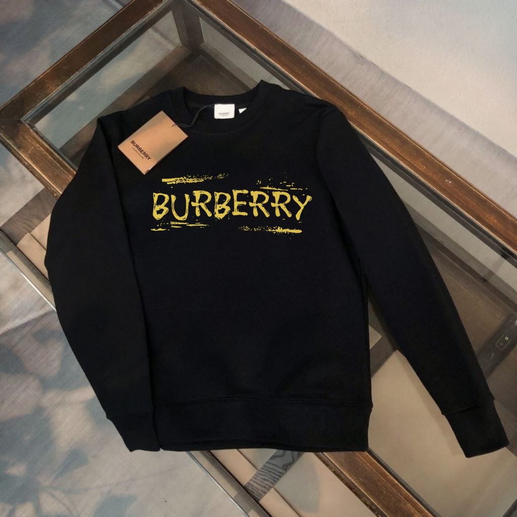 버버리 옐로우 스캐터 맨투맨