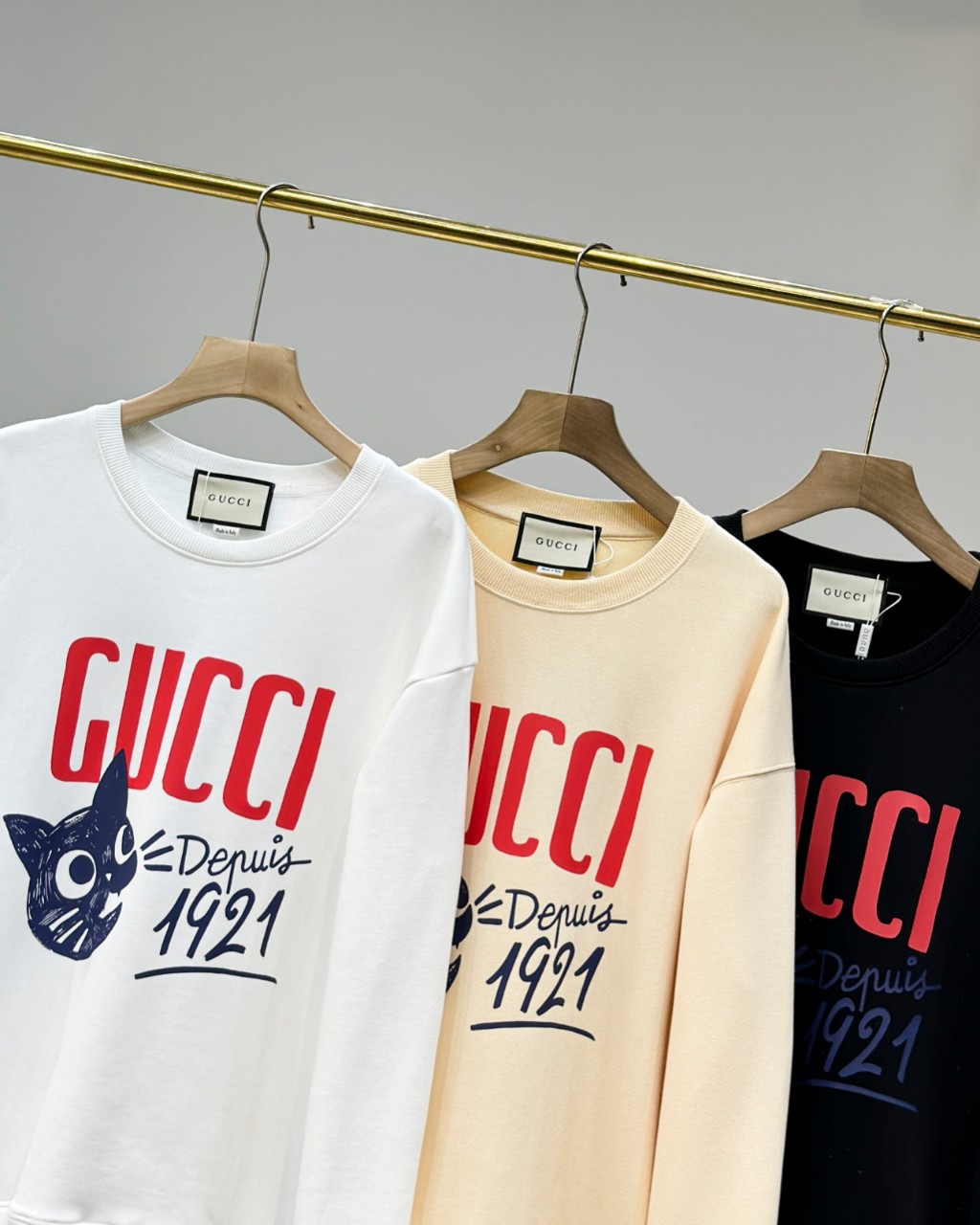 구찌 1921 빅로고 어썬트 고양이 맨투맨