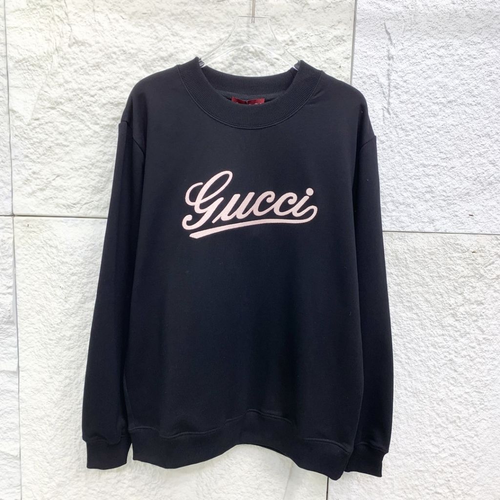 구찌 핑크 로고 맨투맨