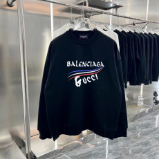 구찌 X 발렌시아가 콜라보 프린트 로고 크루넥 스웨트 맨투맨