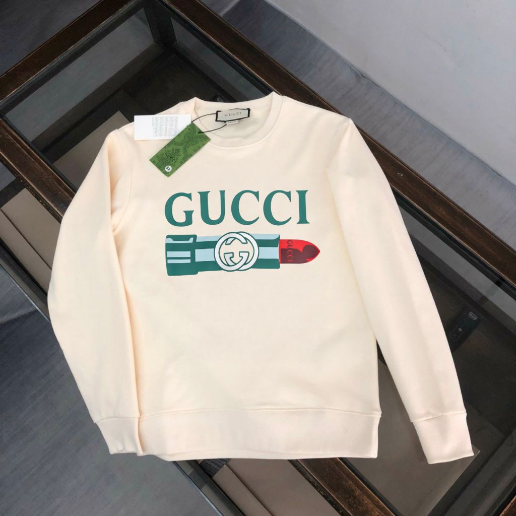 구찌 립스틱 맨투맨