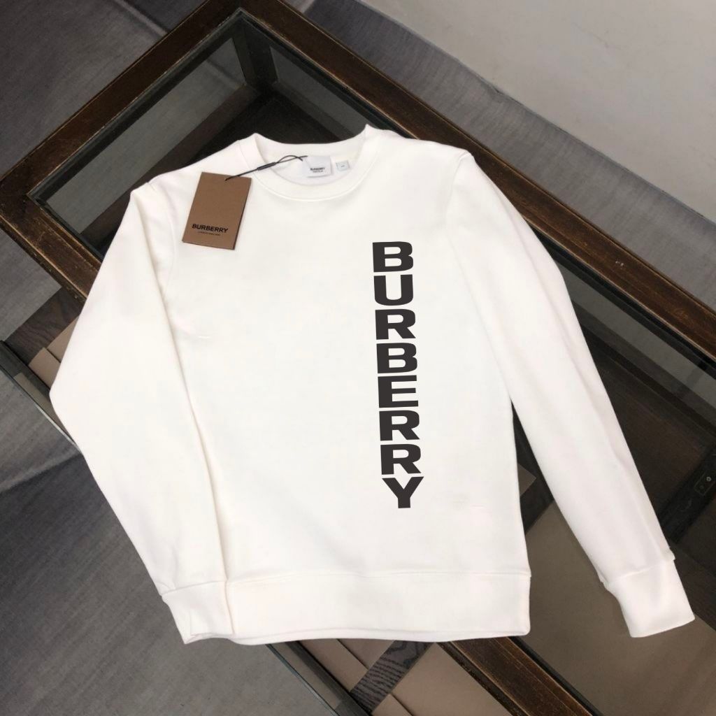 버버리 빅래터링 옆 가슴 나염 맨투맨