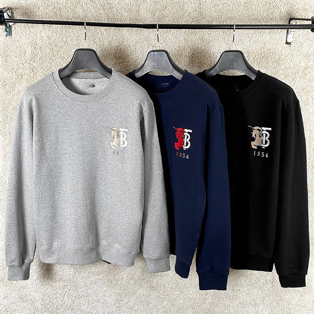 버버리 기마 BT 자수 라운드 맨투맨