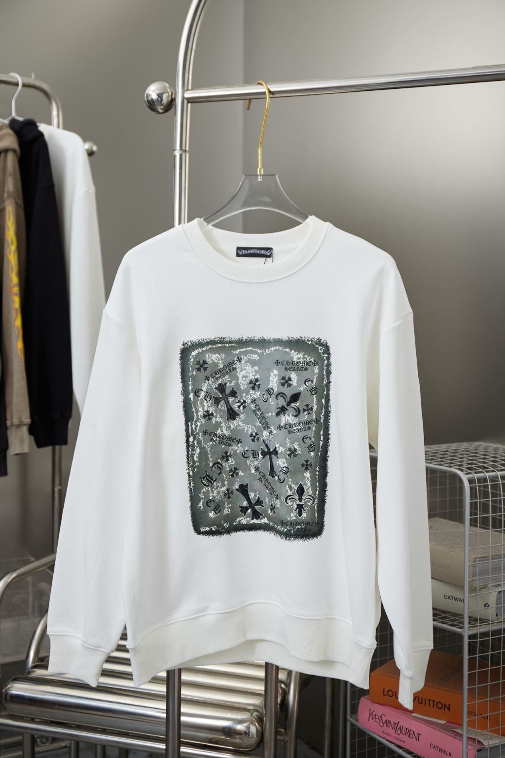 크롬하츠 사각 아르페지오 맨투맨