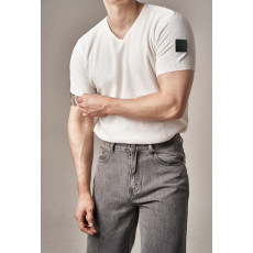 무스너클 V넥 반팔 니트