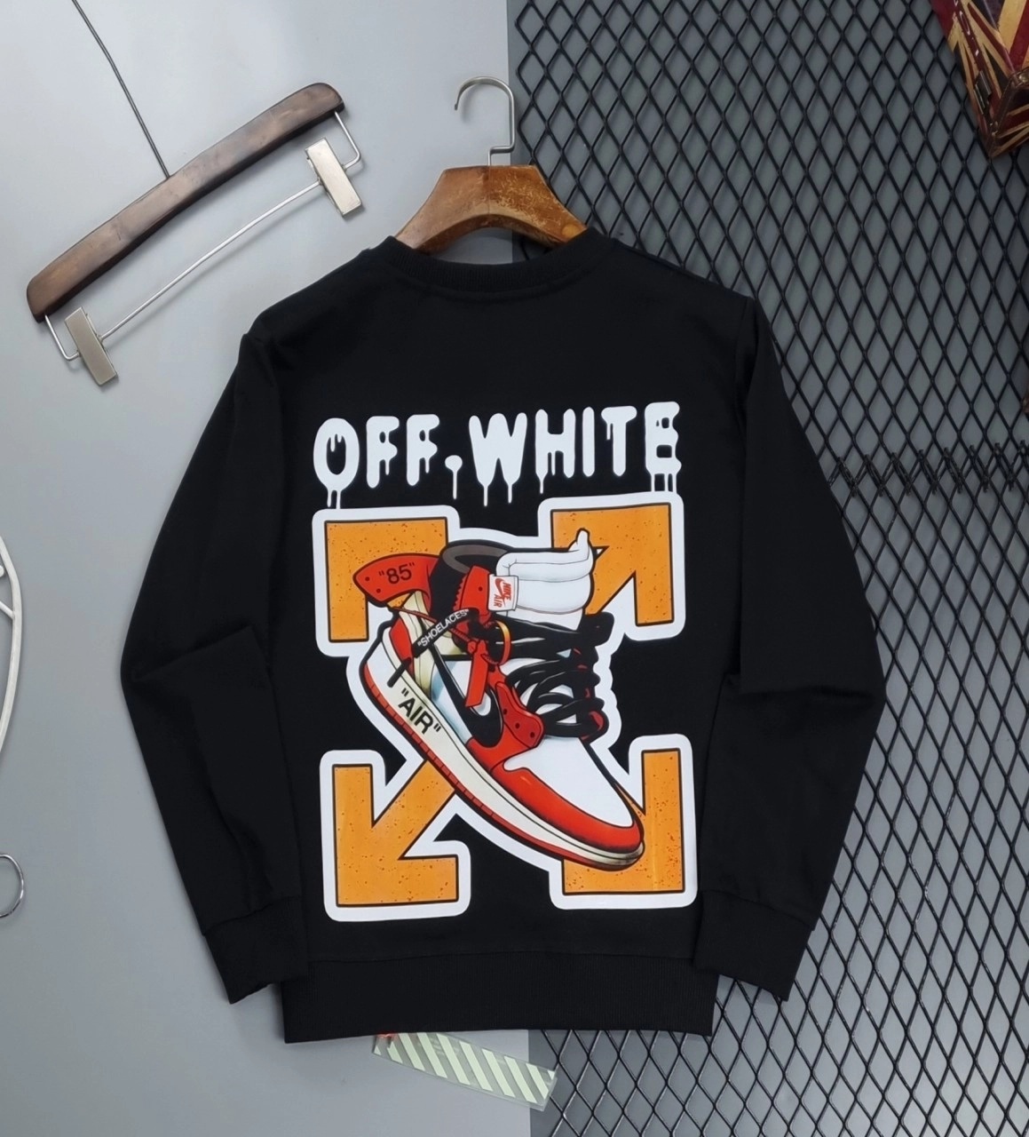 나이키 X 오프화이트 콜라보 조던 하이탑 맨투맨