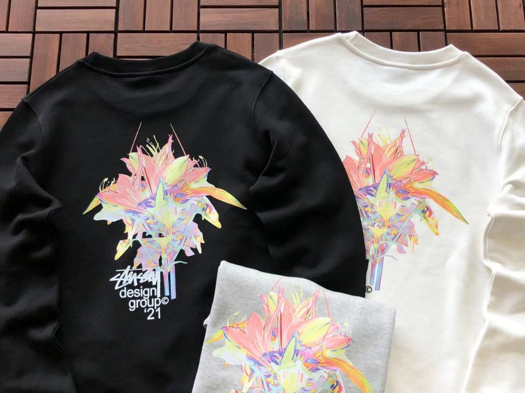 스투시 퍼티크 그라데이션 플라우드 맨투맨