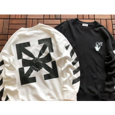 오프화이트 악수 나염 맨투맨