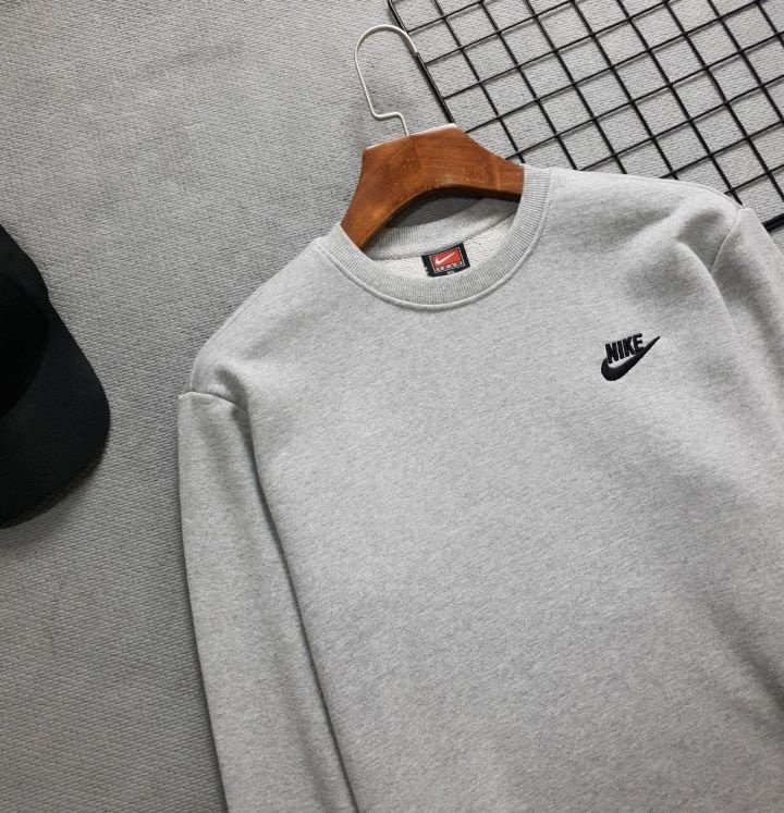 나이키 기본 자수 맨투맨