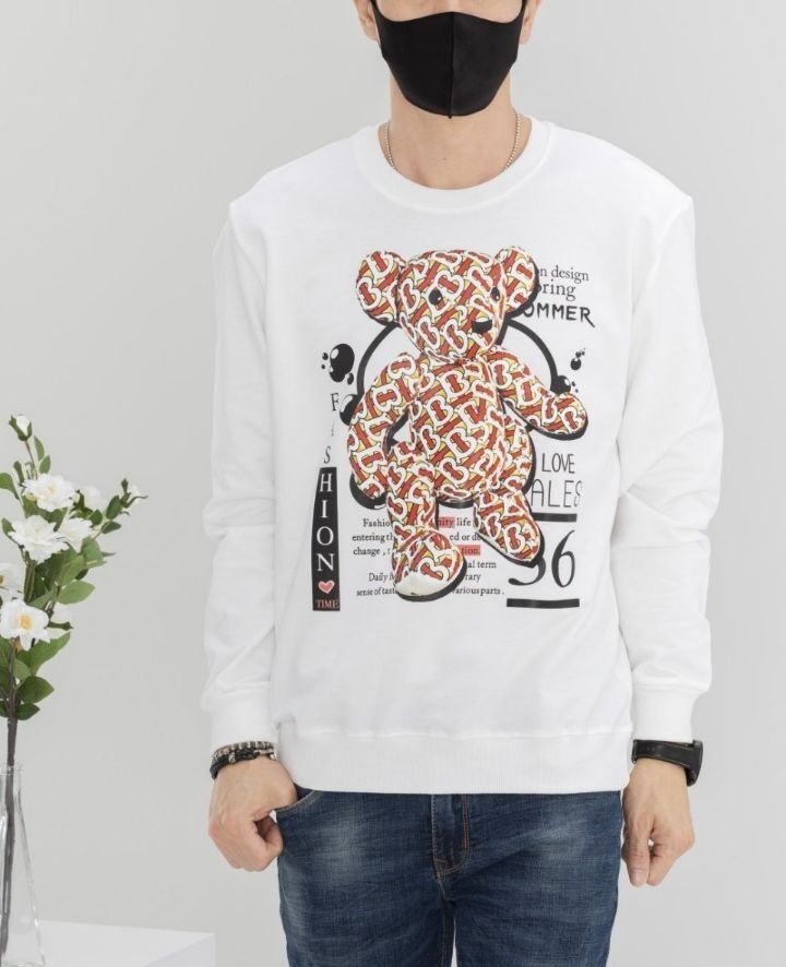 버버리 사각 곰돌이 베어 맨투맨